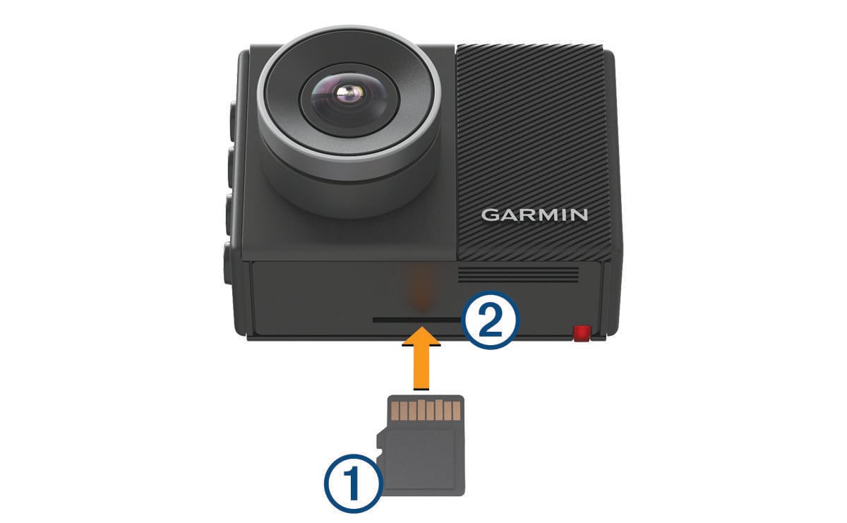Instalación de la tarjeta de memoria en la ranura de la parte inferior de la cámara con anotaciones